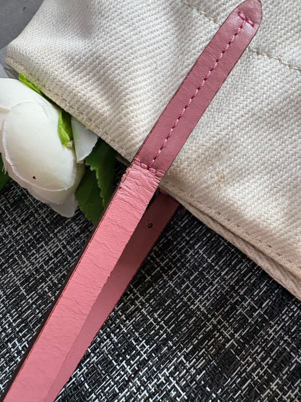 Louis Vuitton Cream Canvas Tote with Pink Handles and Logo - Picture 11 of 16